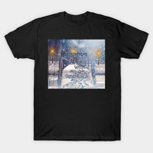 Christmas Beautiful Snowy Scene Street Lights with Graphic Design Quote: CHRISTMAS IS LOVE WITH ALL THE TRIMMINGS T-Shirt